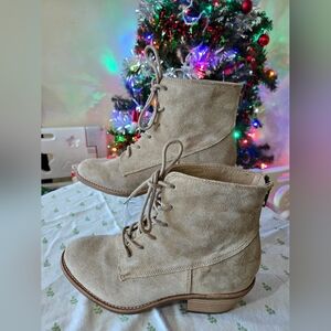 Sofft Annalise Bootie Lace-Up Barley Suede Boots Size 8.5